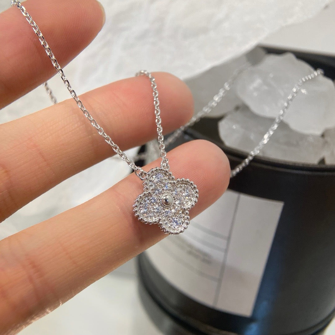 [CiCi]CLOVER 15MM DIAMOND SINGLE FLOWER HALSKETTE