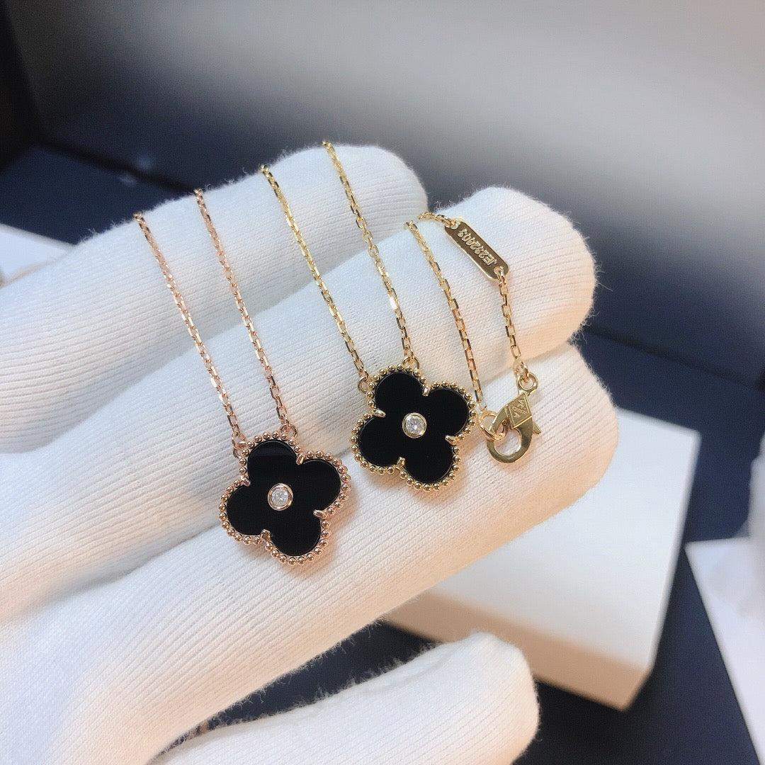 [CiCi]CLOVER 15MM DIAMOND ONYX NECKLACE