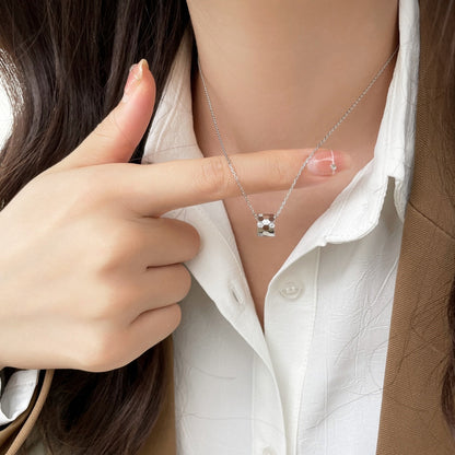 [CiCi]BEE MINI PEDANT DIAMOND NECKLACE