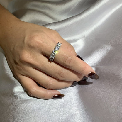 [CiCi]Gorgeous Round Cut Tennis Ring