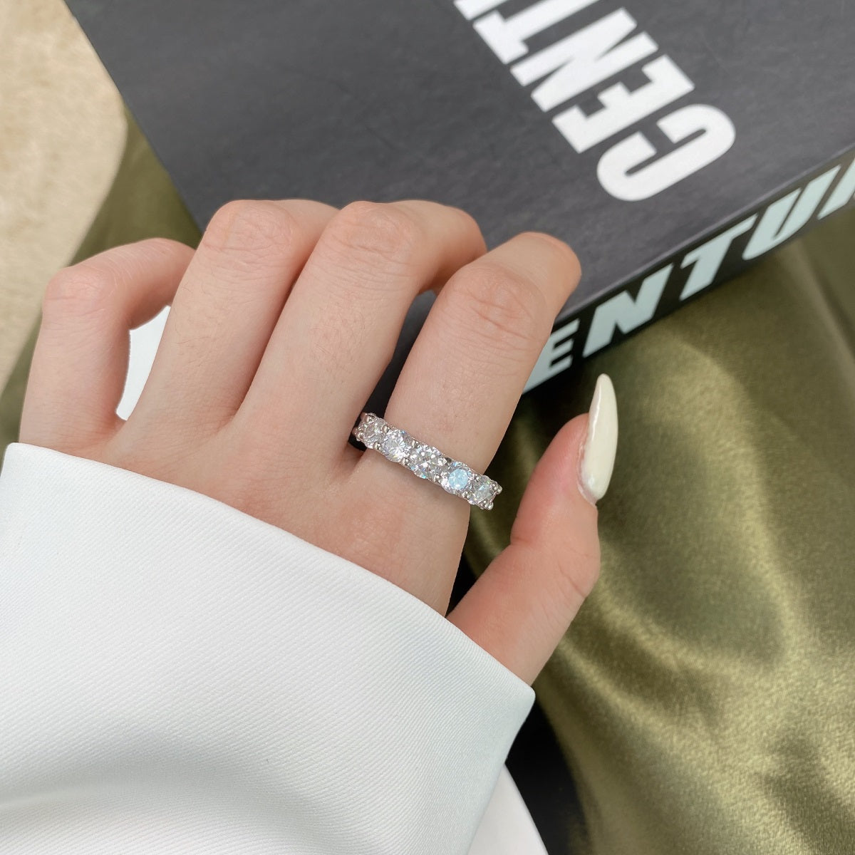 [CiCi]Gorgeous Round Cut Tennis Ring