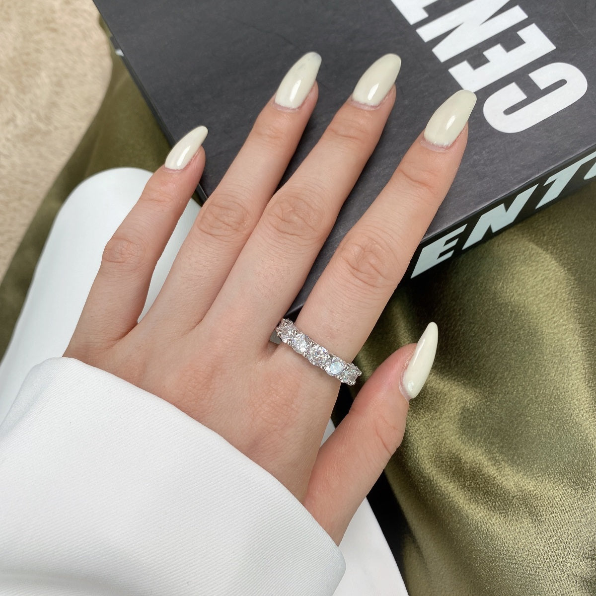 [CiCi]Gorgeous Round Cut Tennis Ring