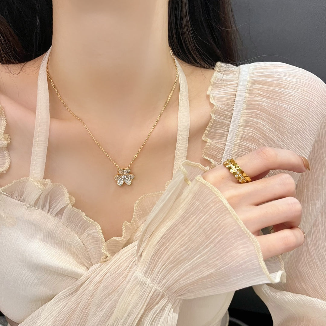 [CiCi]FLOWER DIAMOND NECKLACE