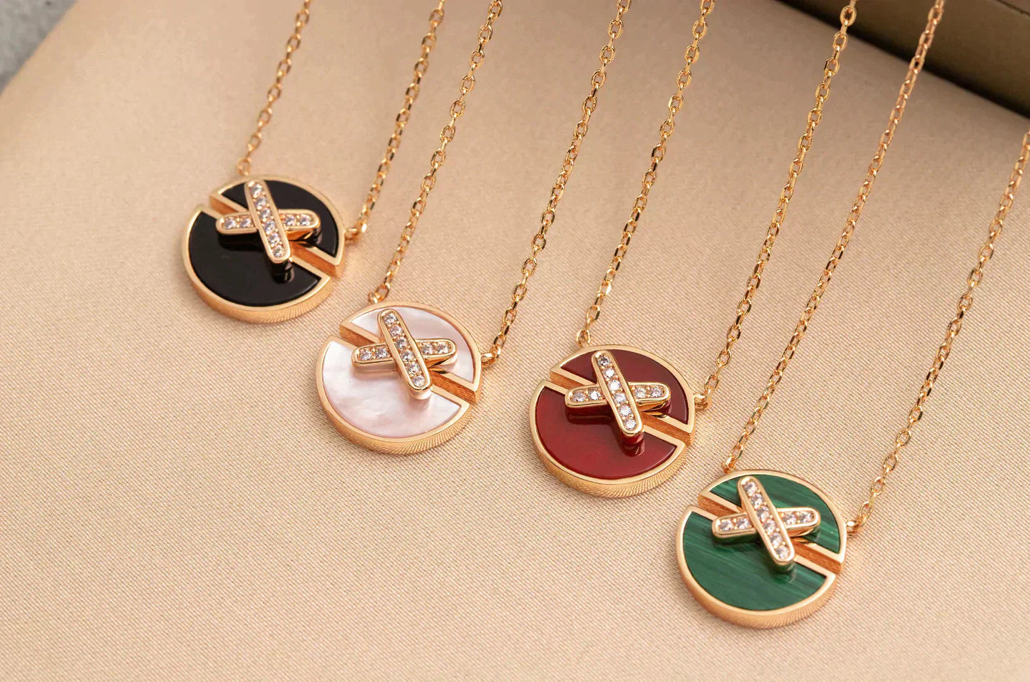 [CiCi]ROSEGOLD-DIAMANT-HALSKETTE