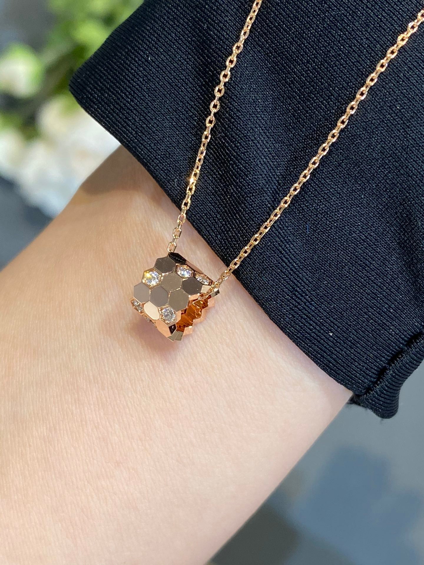 [CiCi]BEE LOVE DIAMOND NECKLACE