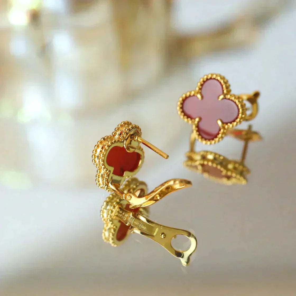 [CiCi]CLOVER MEDIUM 1 MOTIFS CARNELIAN  EARRINGS
