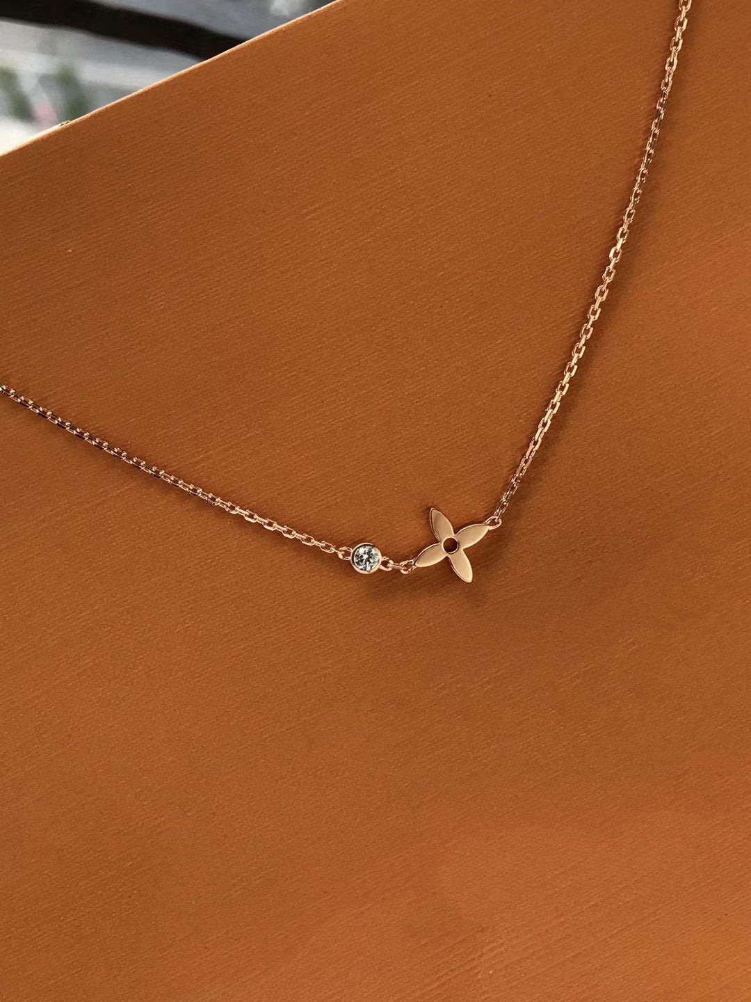 [CiCi]BLOSSOM PENDANT PINK GOLD AND DIAMOND