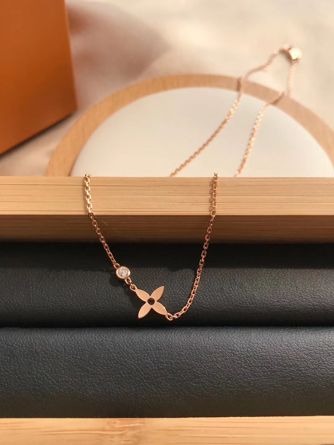 [CiCi]BLOSSOM PENDANT PINK GOLD AND DIAMOND