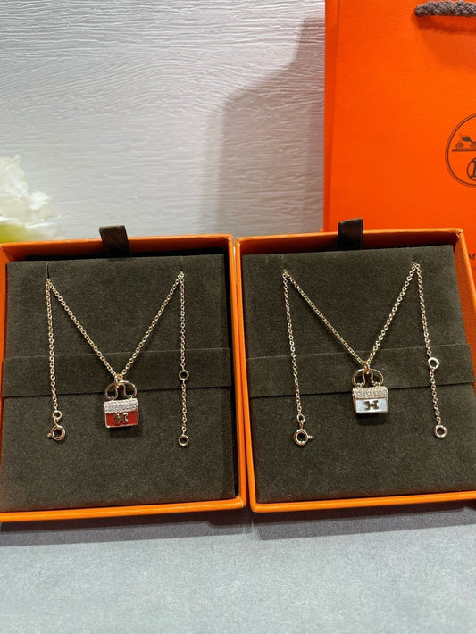 [CiCi]H CIRCE MOISSANITE PENDANT NECKLACE GOLD