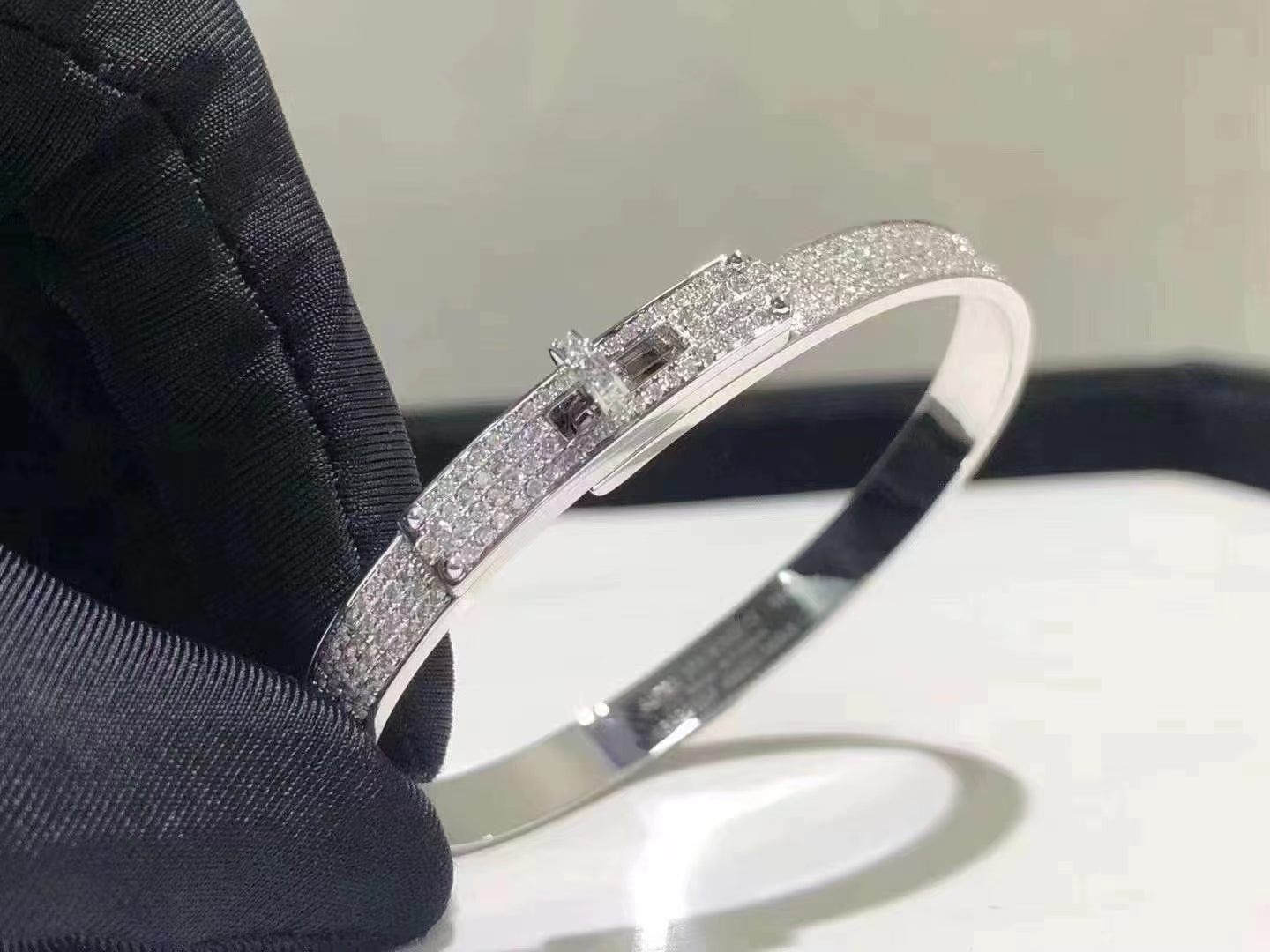 [CiCi]HM KELLY BRACELET IN SILVER AND FULL PAVE DIAMOND