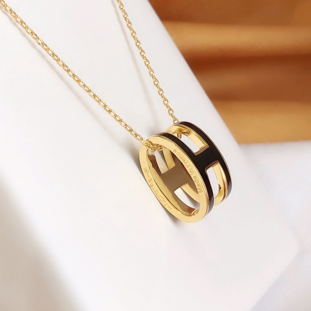 [CiCi]HM CLIC BLACK ENAMEL GOLD NECKLACE