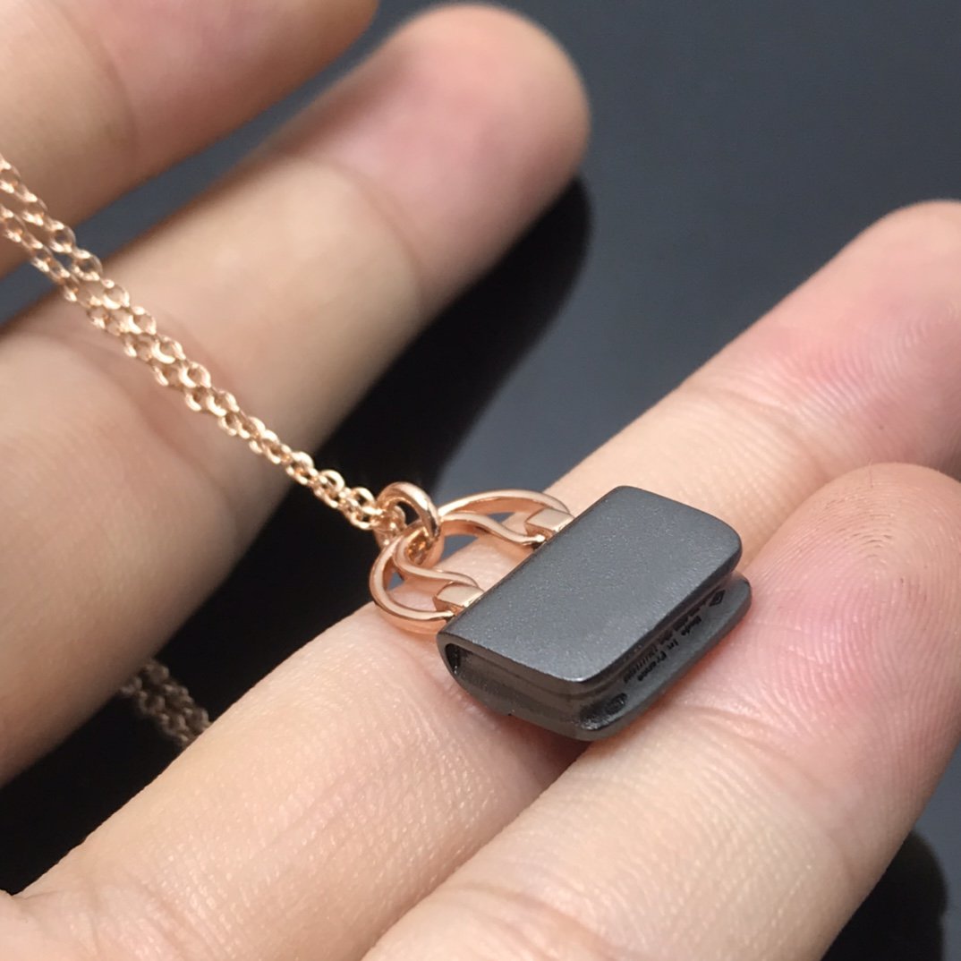[CiCi]WOMEN'S HM AMULETTES CONSTANCE PENDANT NECKLACE