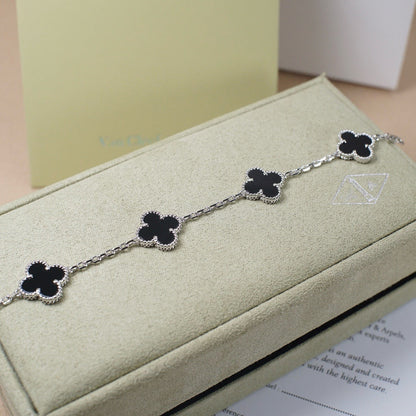 [CiCi] CLOVER 5 MOTIF ONYXS BRACELET COLLECTION