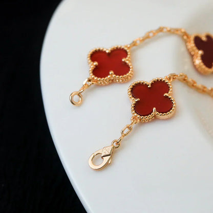 [CiCi] CLOVER 5 MOTIF RED CORNELIAN BRACELET COLLECTION