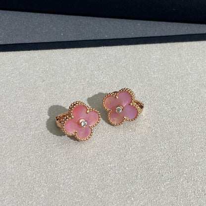 [CiCi]CLOVER MEDIUM 1 DIAMOND PINK EARRINGS