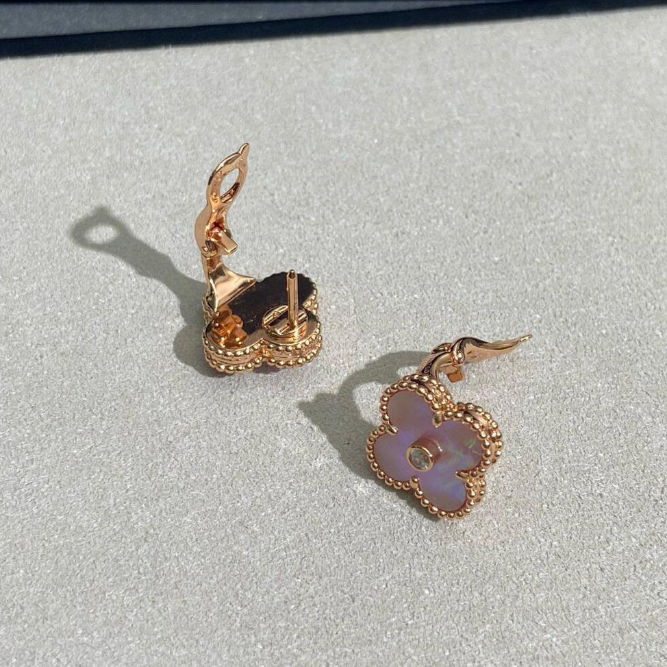 [CiCi]CLOVER MEDIUM 1 DIAMOND PINK EARRINGS