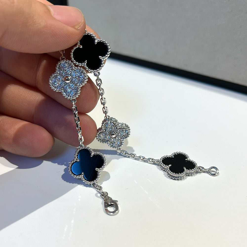 [CiCi] CLOVER 5 MOTIF ONYXS BRACELET COLLECTION