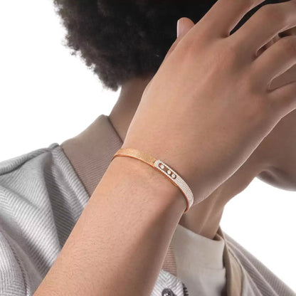 [CiCi]Move Noa Ciselé half pavé bangle