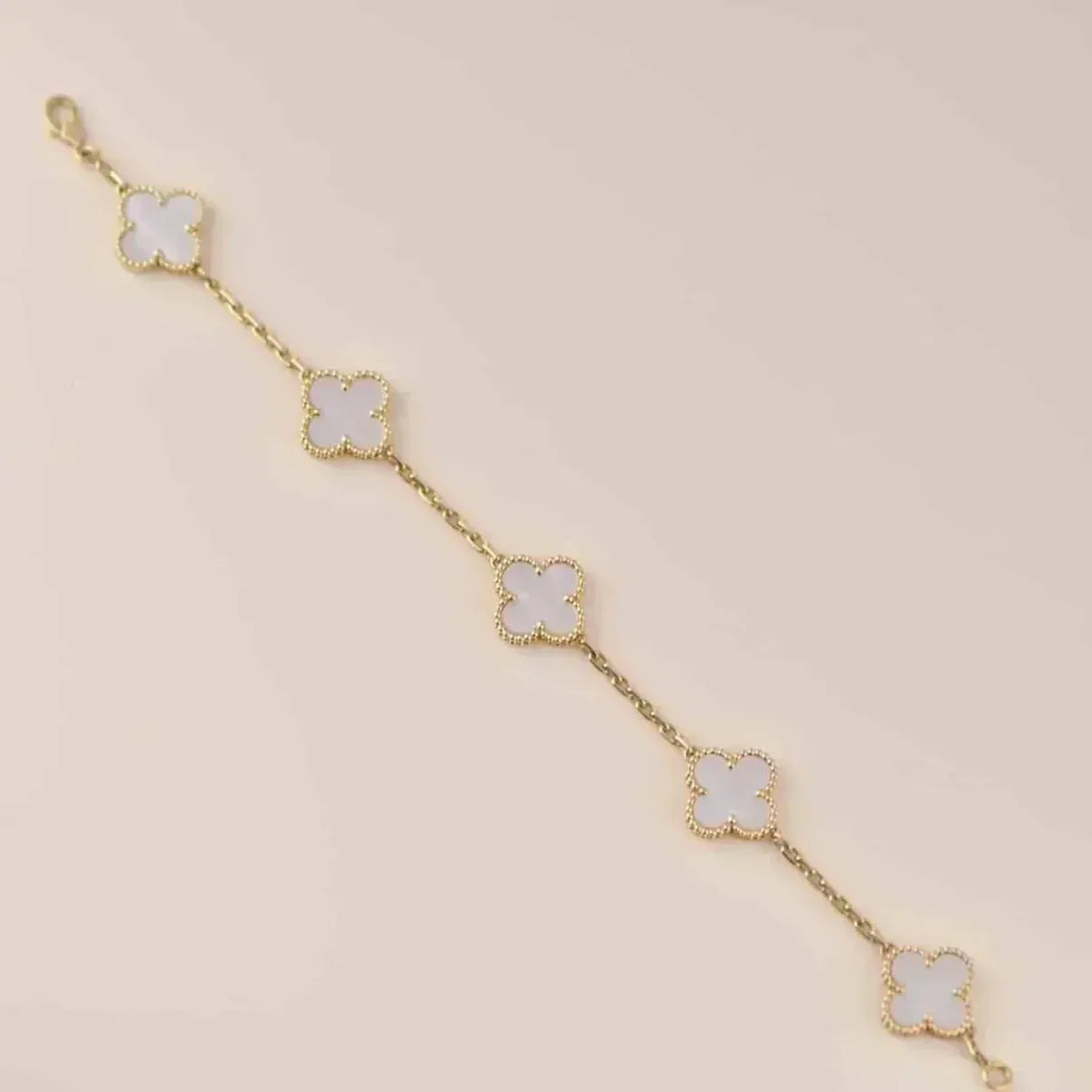 [CiCi]CLOVER WHITE PEARL MOP 5 MOTIV ARMBANDKOLLEKTION