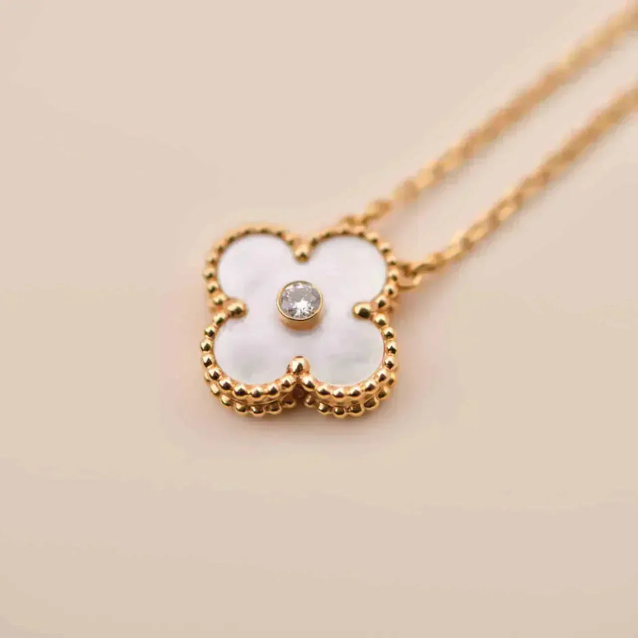 [CiCi]CLOVER 15MM DIAMANT WEISSE FRITILLARIA-HALSKETTE