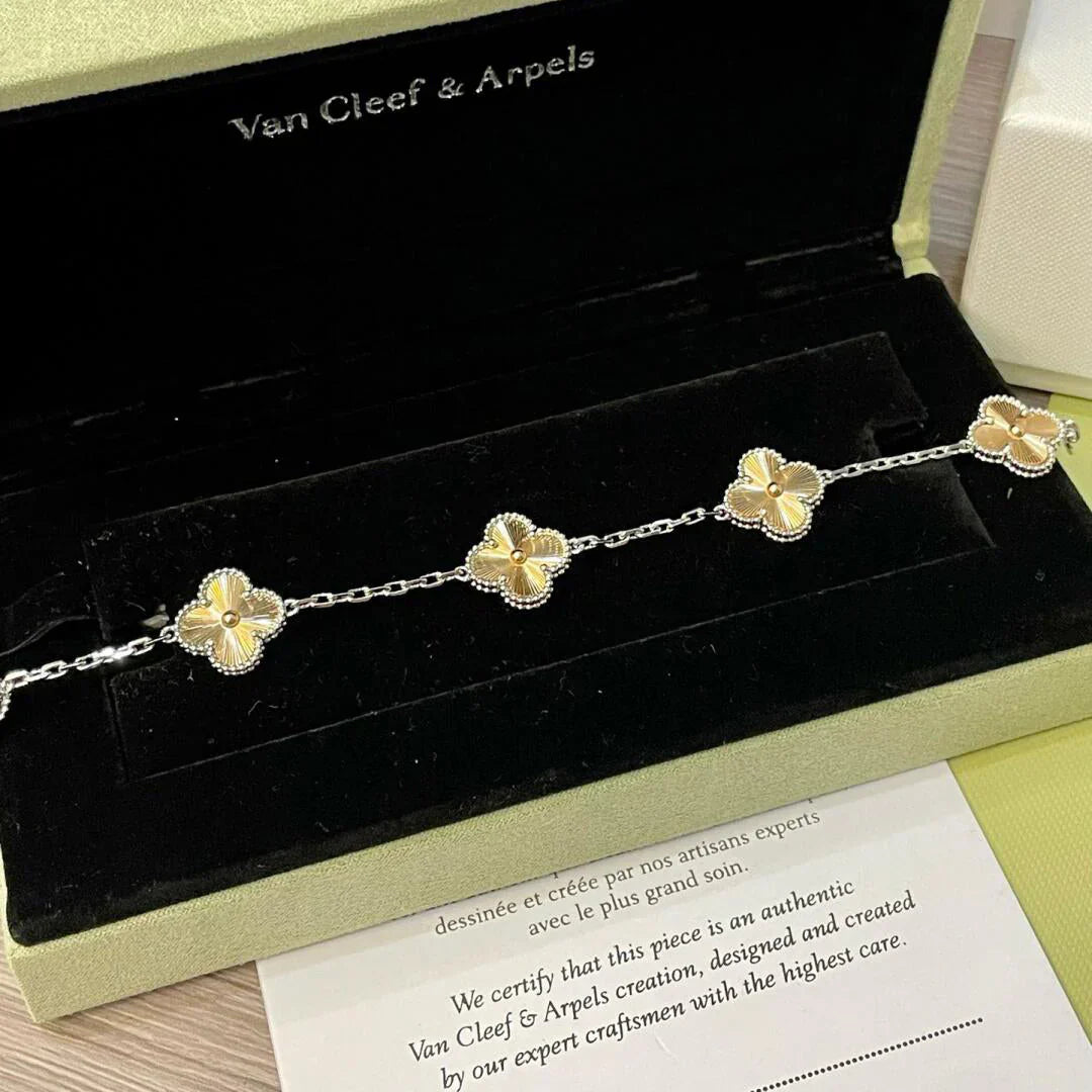 [CiCi] CLOVER 5 MOTIF LASER BRACELET COLLECTION