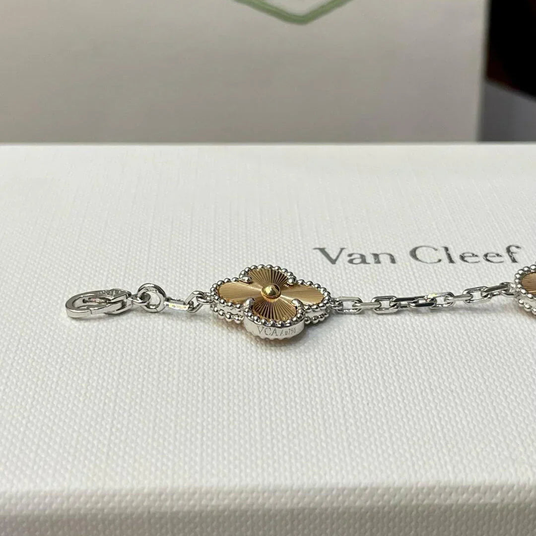[CiCi] CLOVER 5 MOTIF LASER BRACELET COLLECTION