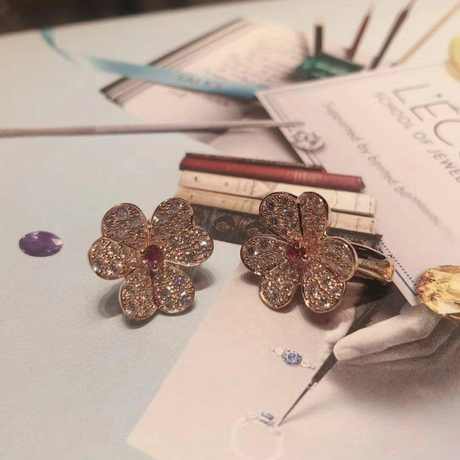 [CiCi]FRIVOLE PINK GOLD FLOWER DIAMOND EARRINGS