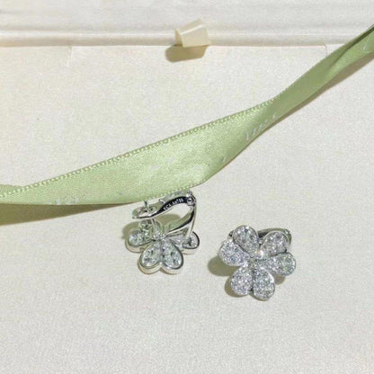 [CiCi]FRIVOLE SILVER FLOWER DIAMOND EARRINGS
