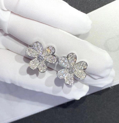 [CiCi]FRIVOLE SILVER FLOWER DIAMOND EARRINGS