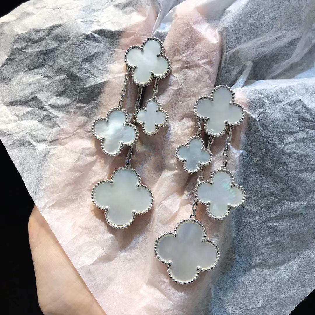 [CiCi]CLOVER EARRINGS WHITE MOP 4 MOTIFS SILVER