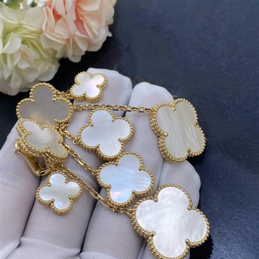 [CiCi]CLOVER EARRINGS WHITE MOP 4 MOTIFS GOLD