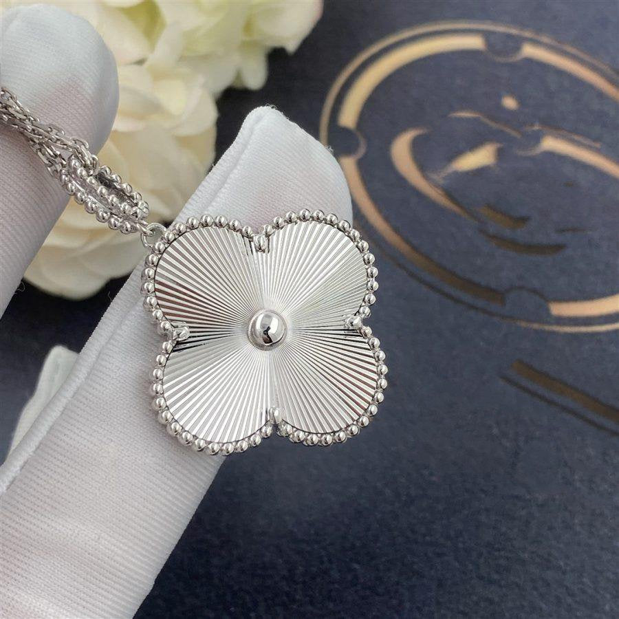 [CiCi]CLOVER 25MM SILVER BIG CLOVER NECKLACE