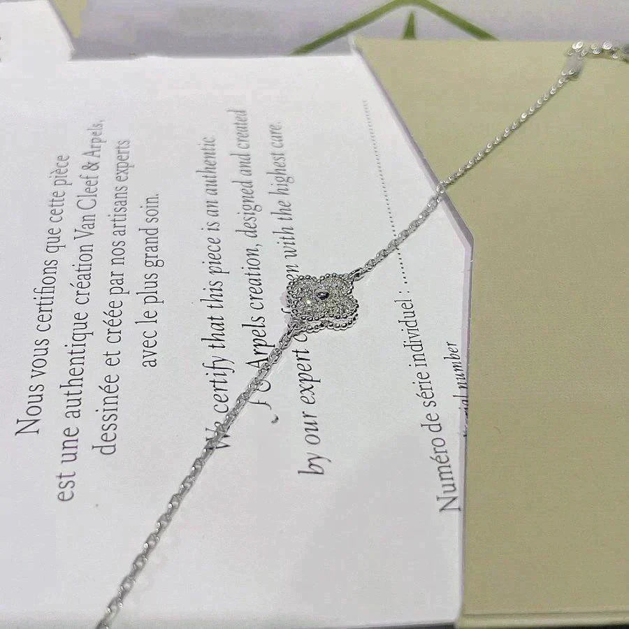 [CiCi]CLOVER  SINGLE FLOWER BRACELET SILVER