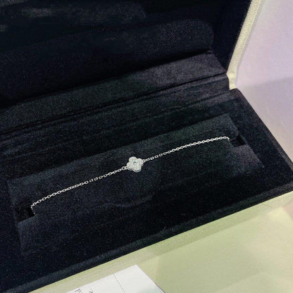 [CiCi]CLOVER  SINGLE FLOWER BRACELET SILVER