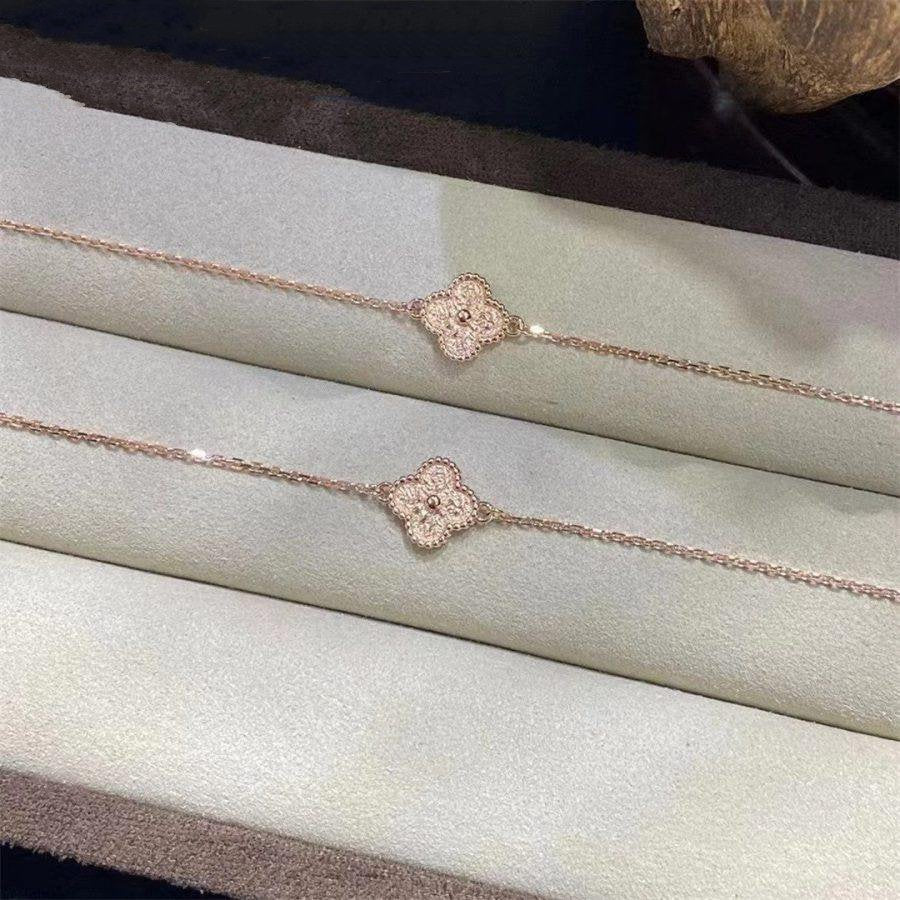 [CiCi]CLOVER SINGLE FLOWER BRACELET