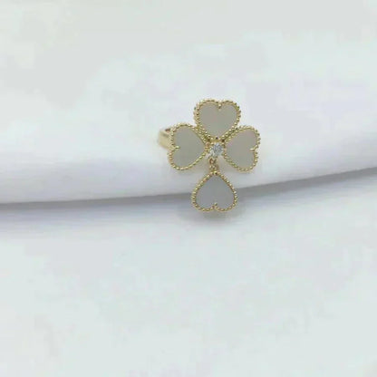 [CiCi]SWEET CLOVER WHITE MOP RING