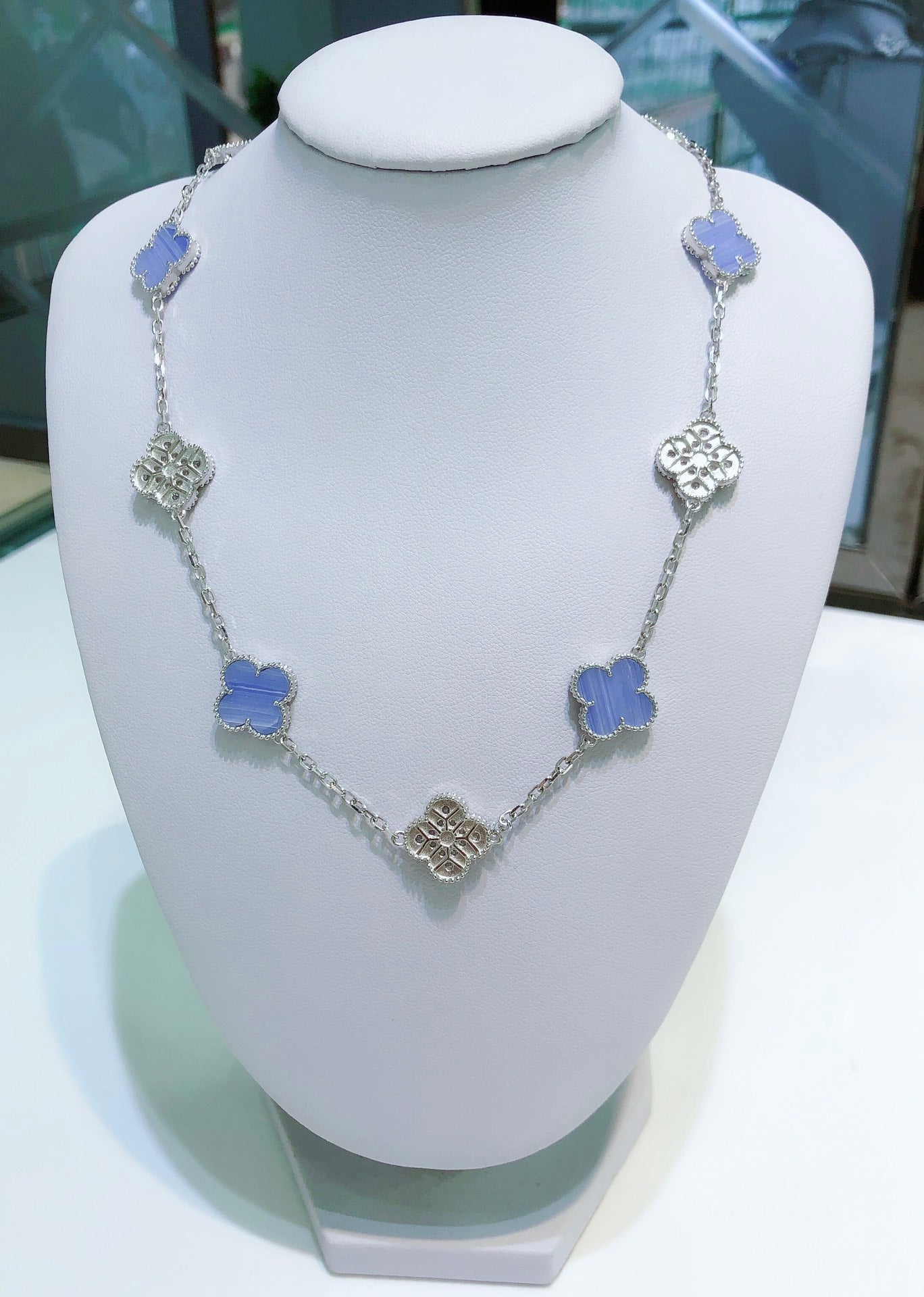 [CiCi]CLOVER 10 MOTIFS CHALCEDONY DIAMONDS SILVER NECKLACE